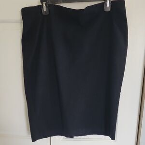 NYC Black Knee-Length Pencil Skirt for Cocktail